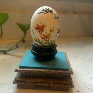 Hand painted oriental egg